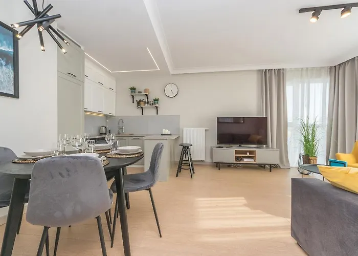 Hello Letnica With Sea View And Private Parking 아파트 *